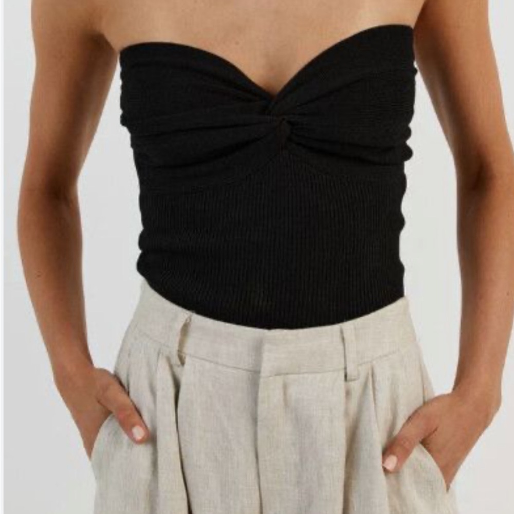 DISSH Twist-Knot Black Ribbed Tube Top